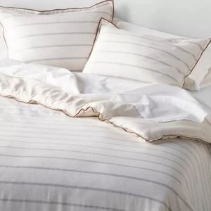 Heart & Hand Magnolia King Stripe Duvet Set